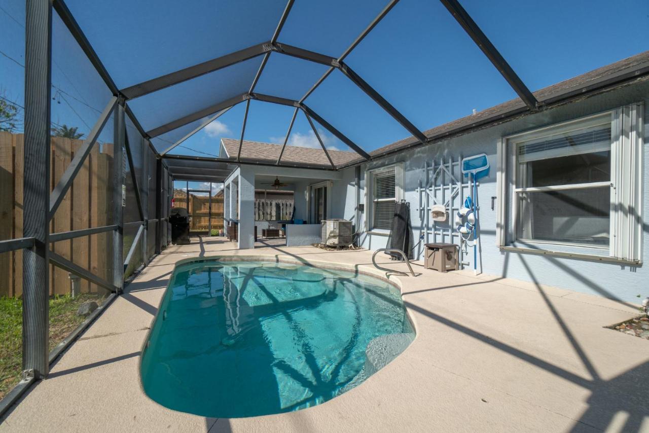 Oceanview Haven - 2Br Beach Townhome With Patio, Shared Heated Pool Steps From Paradise Beach Park! Melbourne Dış mekan fotoğraf
