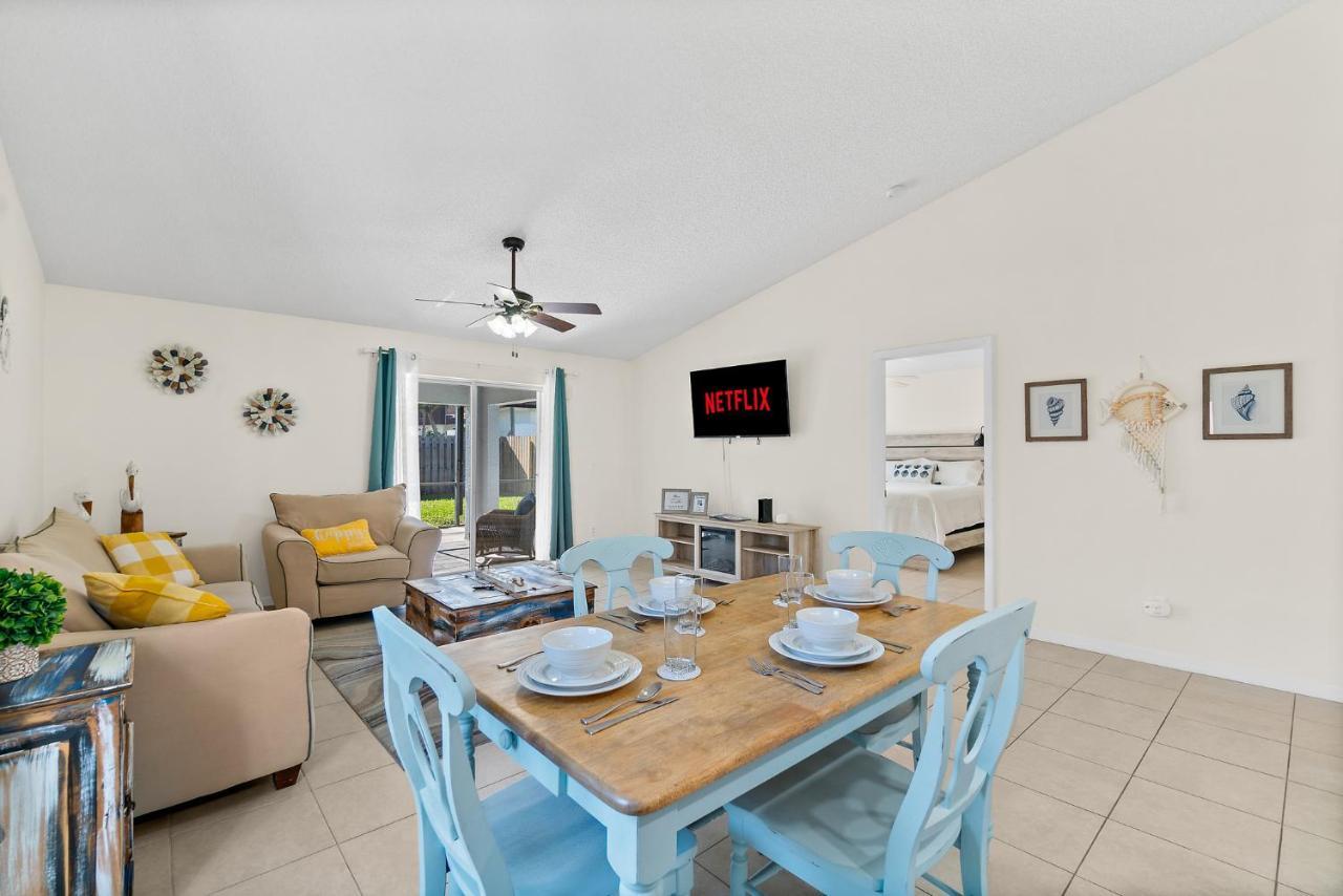 Oceanview Haven - 2Br Beach Townhome With Patio, Shared Heated Pool Steps From Paradise Beach Park! Melbourne Dış mekan fotoğraf