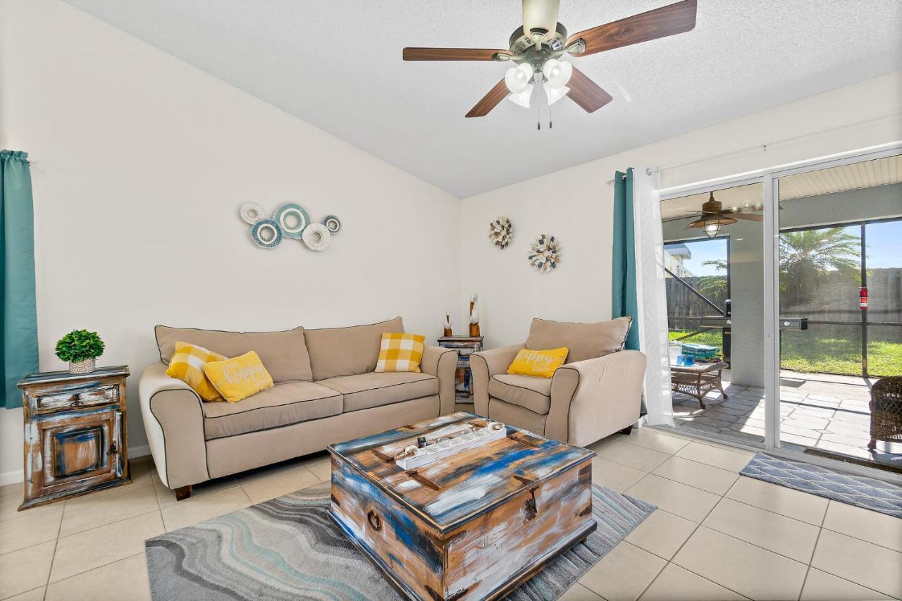 Oceanview Haven - 2Br Beach Townhome With Patio, Shared Heated Pool Steps From Paradise Beach Park! Melbourne Dış mekan fotoğraf