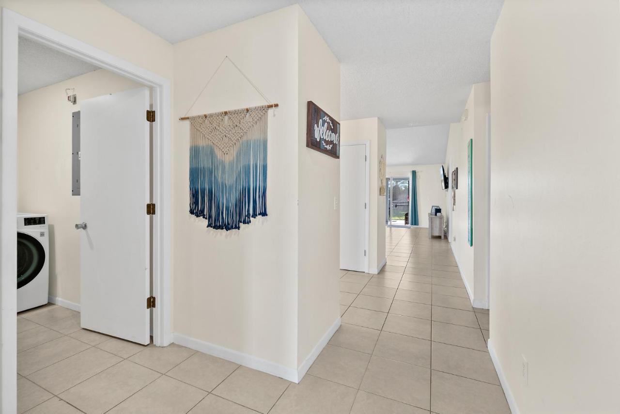 Oceanview Haven - 2Br Beach Townhome With Patio, Shared Heated Pool Steps From Paradise Beach Park! Melbourne Dış mekan fotoğraf